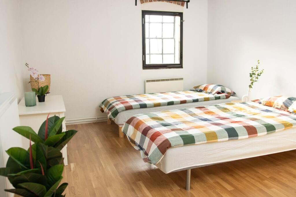 Historical Malt Factory Apartment, 6 Bedrooms, Sleeps 12 , Hot Tub Helsingborg Exterior foto